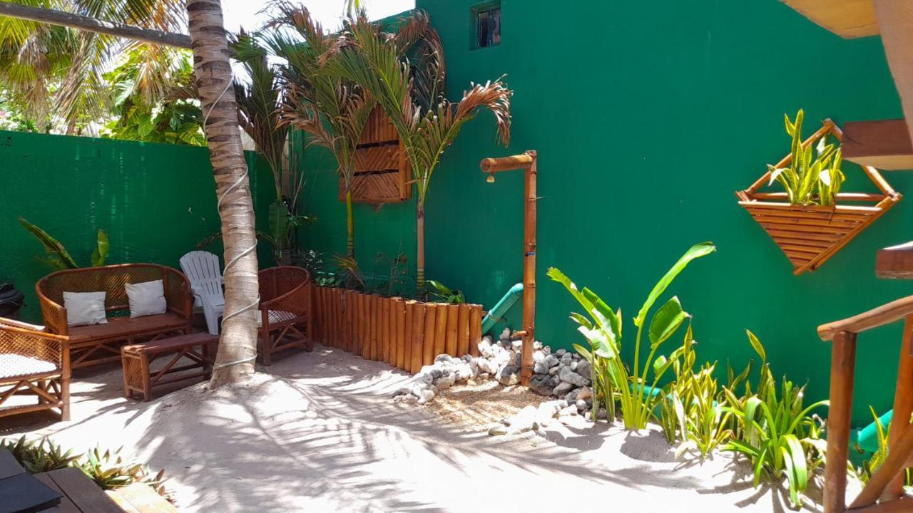 Palmeras De Mahahual Cabanas Экстерьер фото
